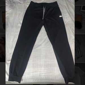 black VS Pink joggers
